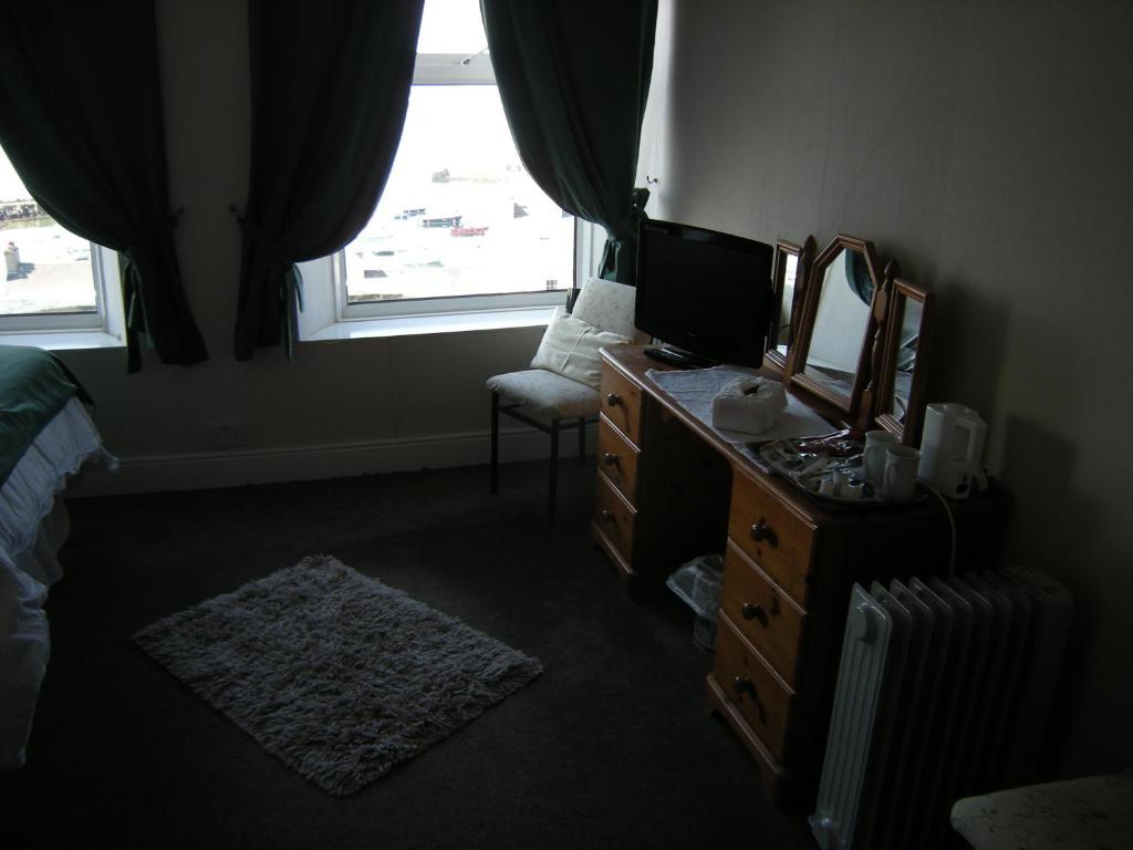 Hotel Ashlea House Portrush Zimmer foto